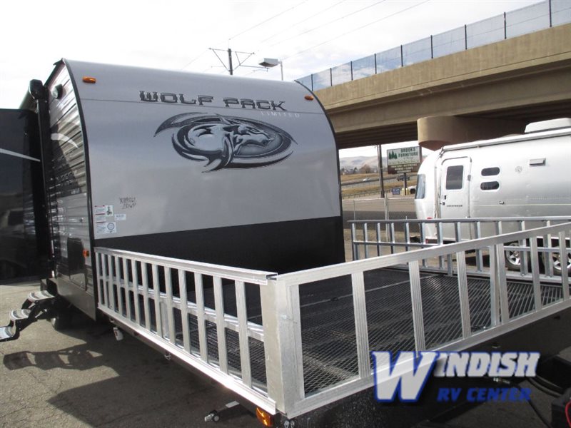 Forest River Cherokee Wolf Pack Toy Hauler