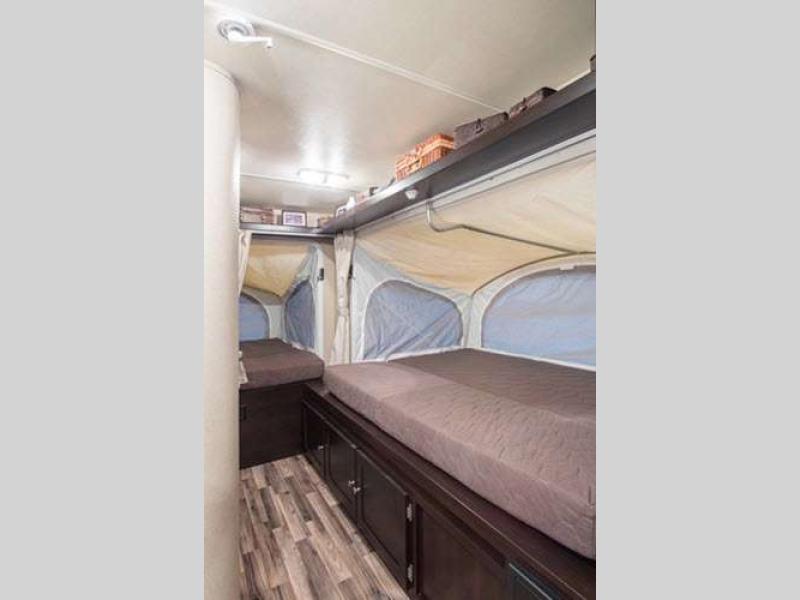 Dutchmen Kodiak Ultra-Lite Expandable Camper Beds