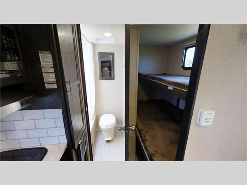 Dutchmen Kodiak Cub Lightweight Travel Trailer Bathroom