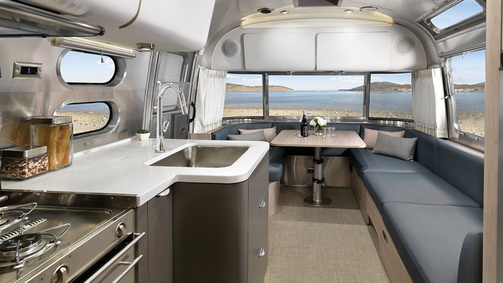 globetrotter living room