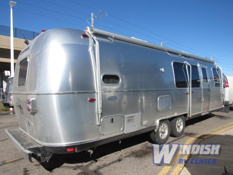 airstream flying cloud
