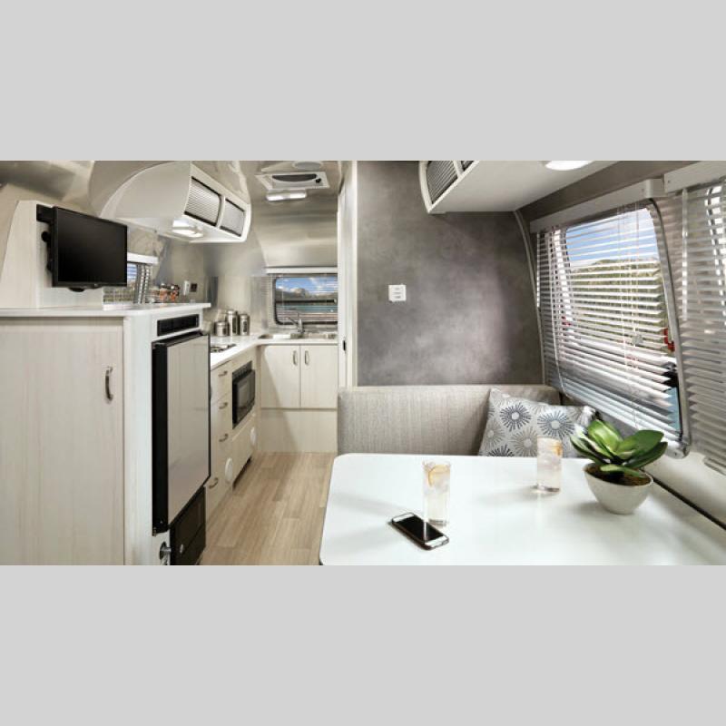 Airstream Bambi