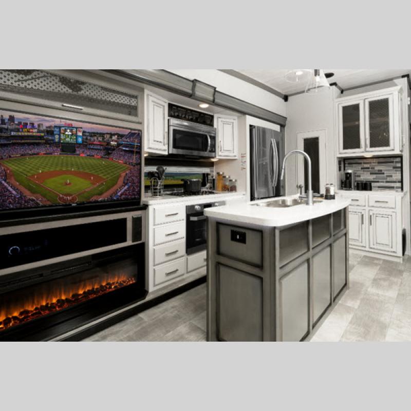 Keystone Montana Fifth Wheel Interior