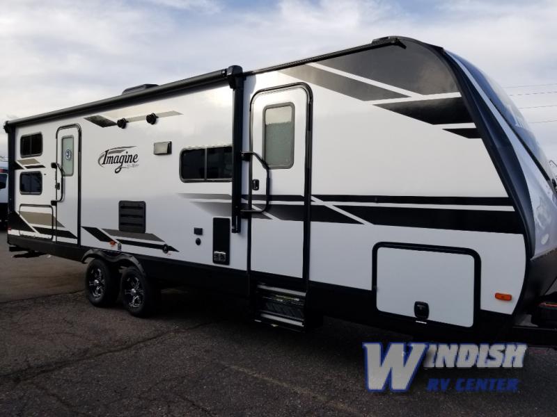 RVs That Sleep 9 and Up: Designs for Large Families - Windish RV Blog